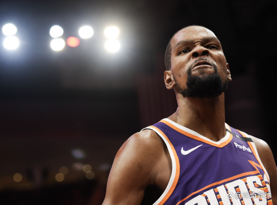 包含杜兰特迎来十五赛季高光表现,DWG球迷沸腾!的词条 包含杜兰特迎来十五赛季高光表现,DWG球迷沸腾!的词条